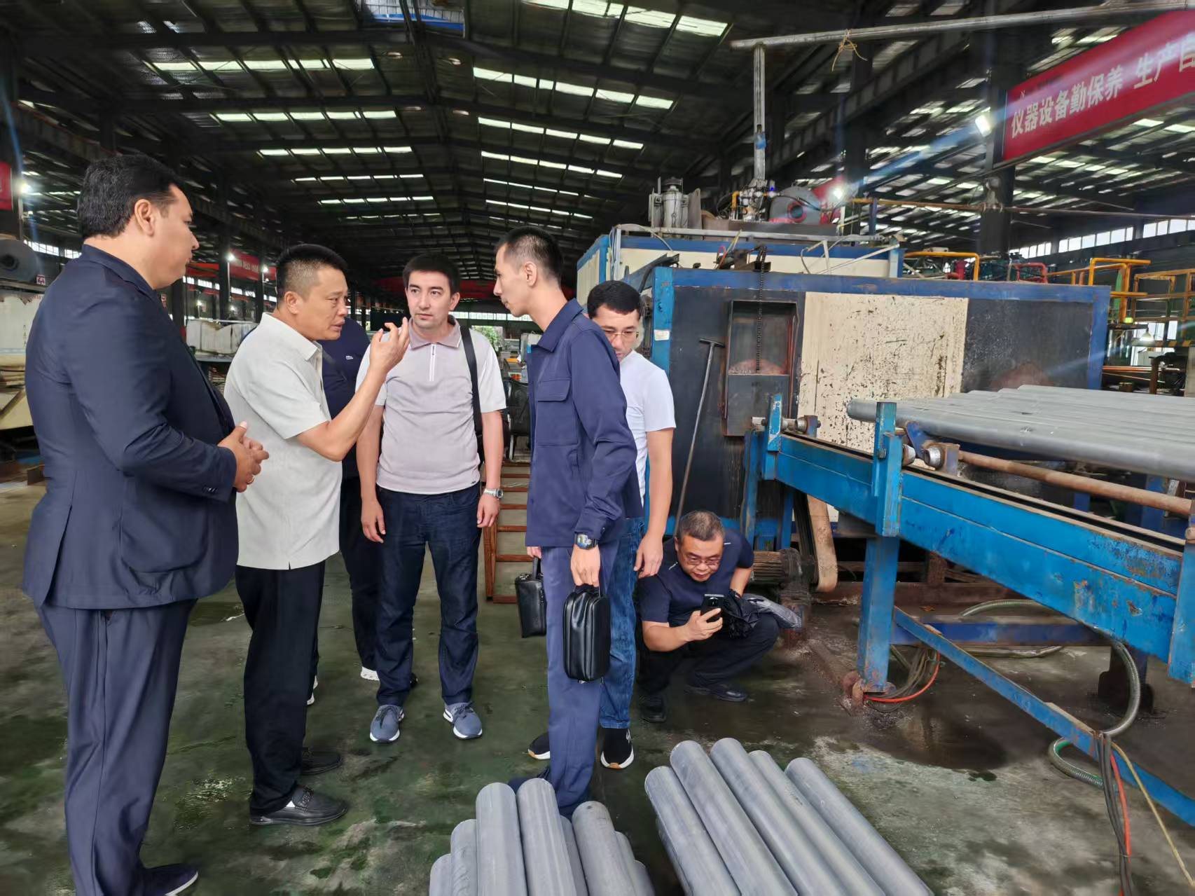 Overseas Clients Visiting The Plant photo 1